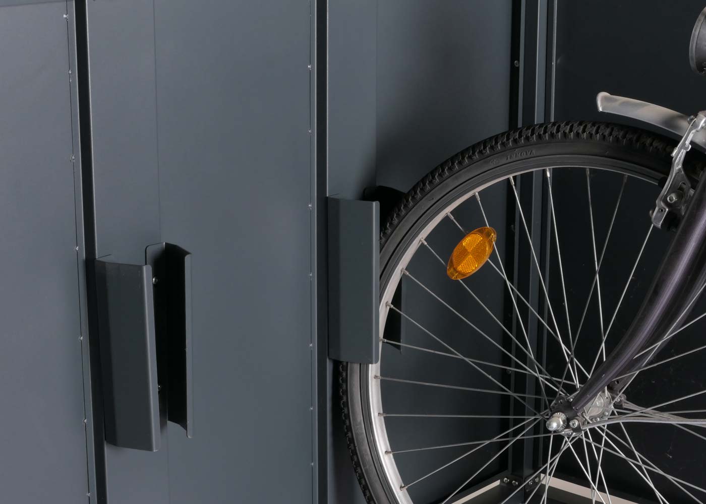 4er-Fahrradgarage HWC-L56c Detailbild Vorrichtung