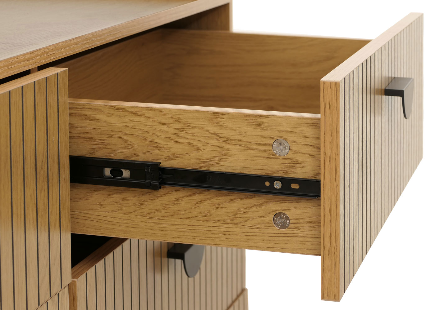 Kommode HWC-O39 Detailansicht Schublade geöffnet zeigt Schiene