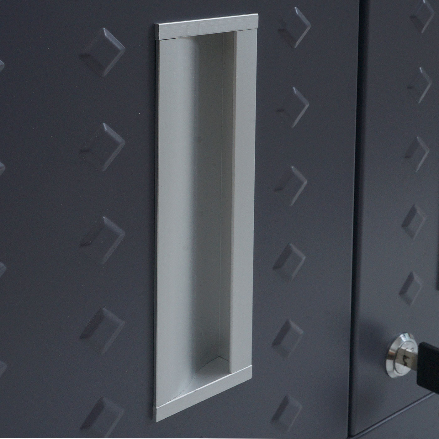Hängeschrank HWC-O52 Detailansicht Griff