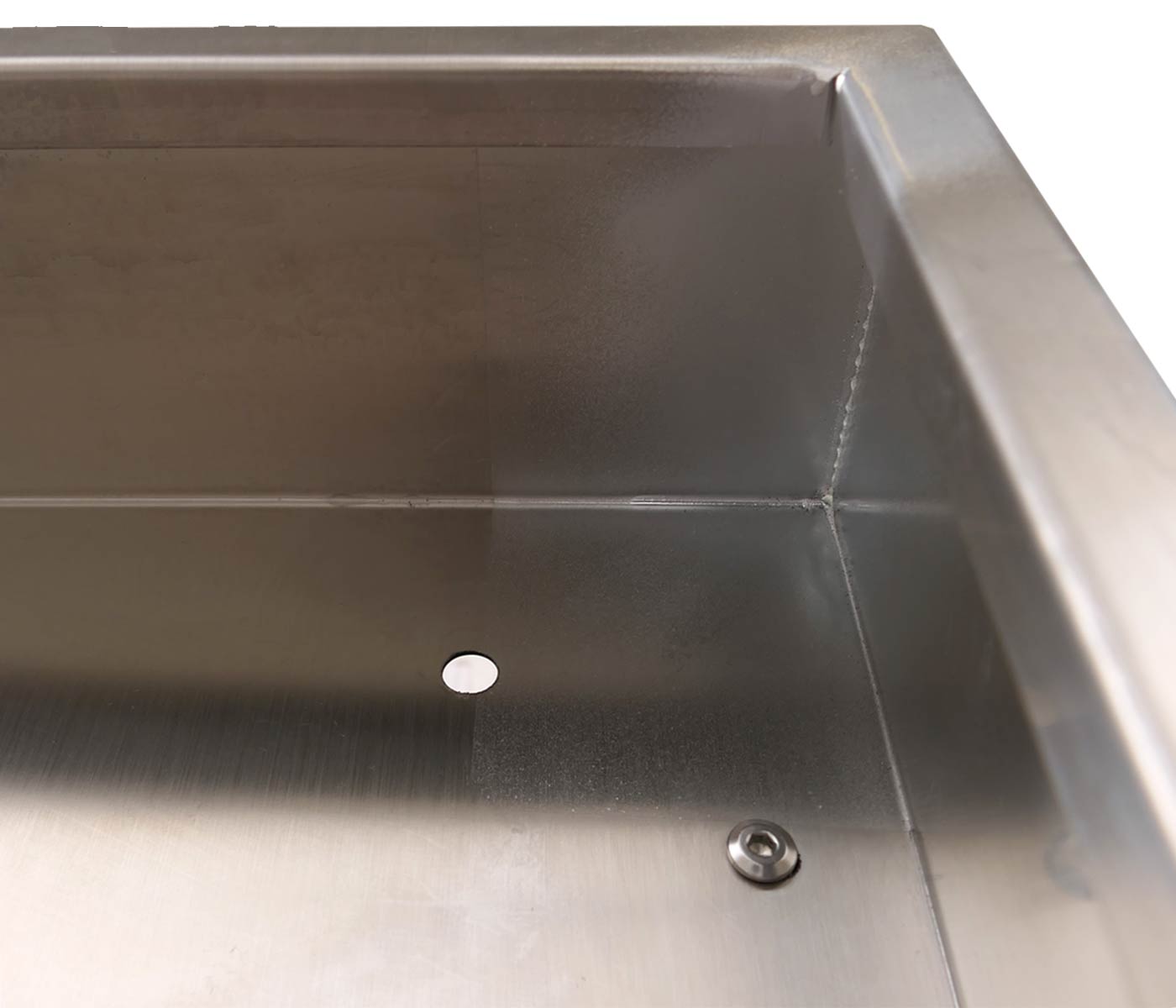 Mülltonnenverkleidung HWC-O67 Detailansicht Wasserablauflöchern Pflanzkasten