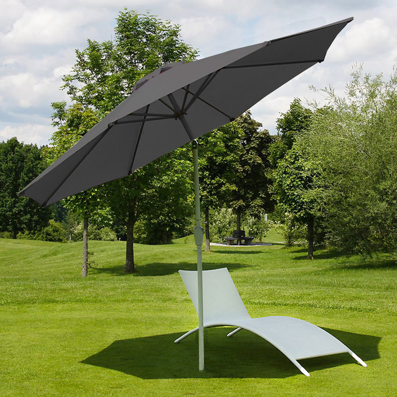Sonnenschirm N19 Anwendungsbeispiel mit Schirmstnder