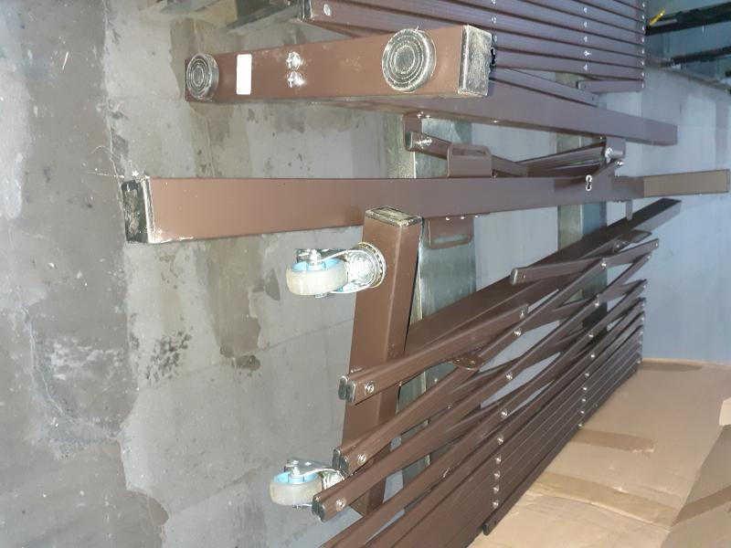 Zaun Absperrgitter HWC-B34, Schaden Strebe gebrochen
