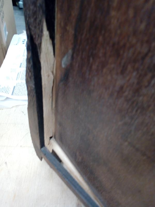 Kommode Schrank, Rckwand ist rausgebrochen